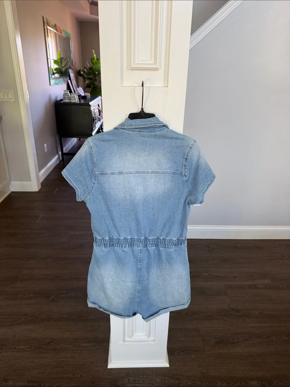 Celebrity Pink Denim Shorts Romper - Blue Size Small (3-5) - Picture 6 of 6